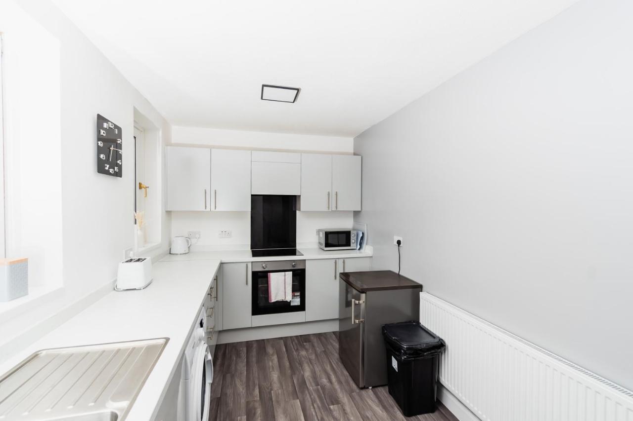 Greenbourne - 4 Bedrooms Sleeps 8 Free Parking ゲーツヘッド エクステリア 写真