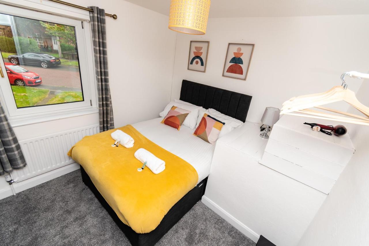 Greenbourne - 4 Bedrooms Sleeps 8 Free Parking ゲーツヘッド エクステリア 写真